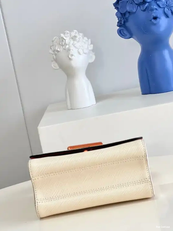 Rep ladies LOUIS VUITTON TWIST PM 0527